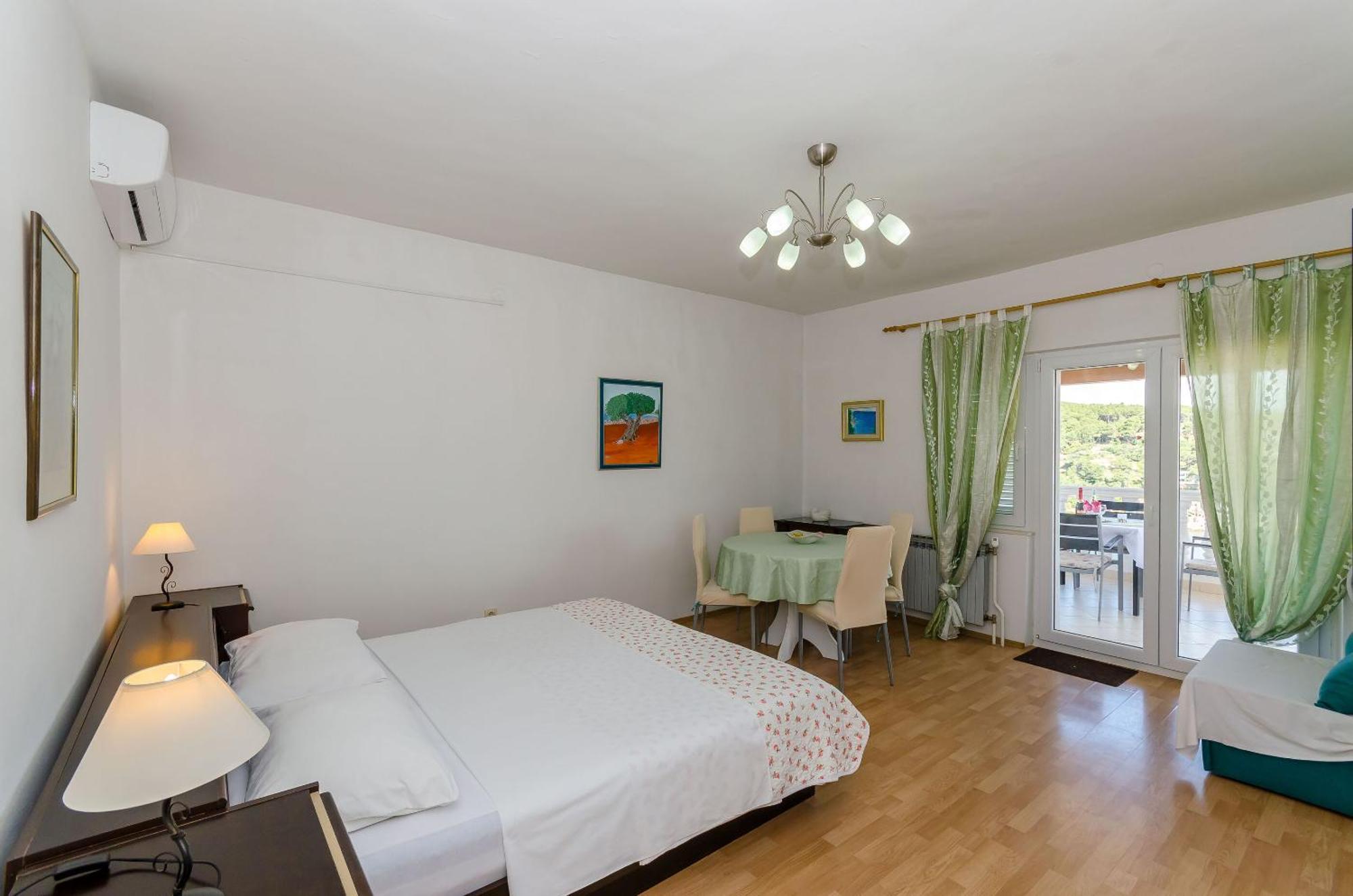 Apartments Jakov Jelsa  Bagian luar foto