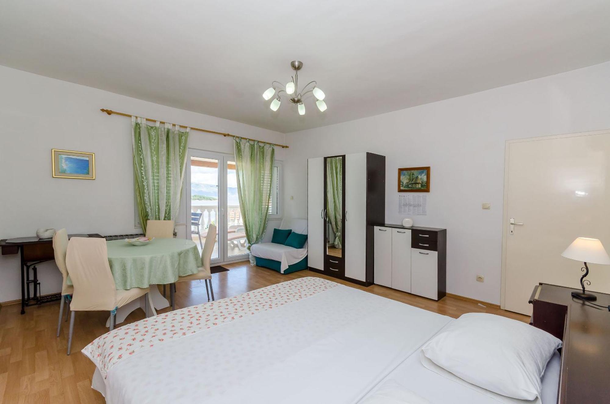 Apartments Jakov Jelsa  Bagian luar foto